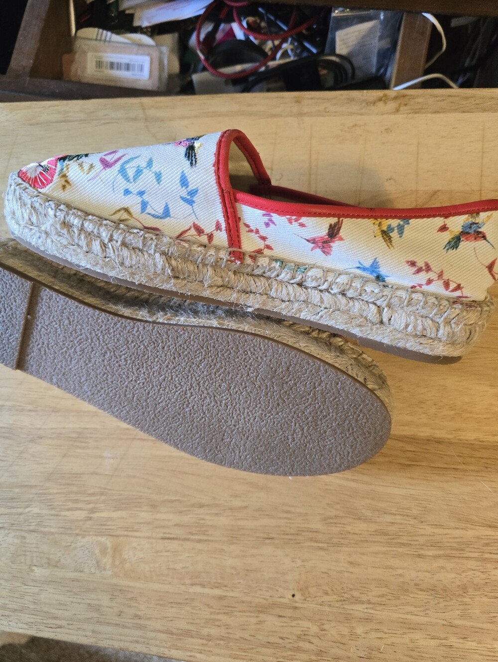 JOHNNY WAS ANDRA EMBROIDERED ESPADRILLES - Picture 3 of 5